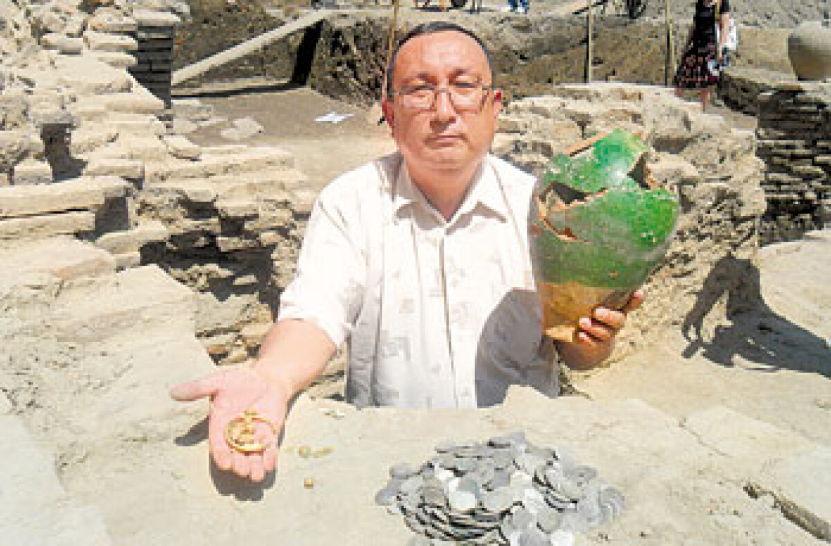 The treasure from Sayram Medieval site - e-history.kz