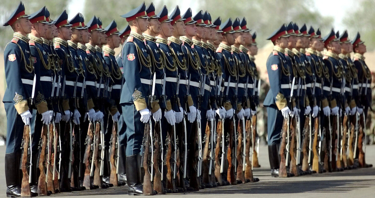 «Жалпыға бірдей әскери міндет және әскери қызмет туралы» ҚР Заңы қабылданды - e-history.kz