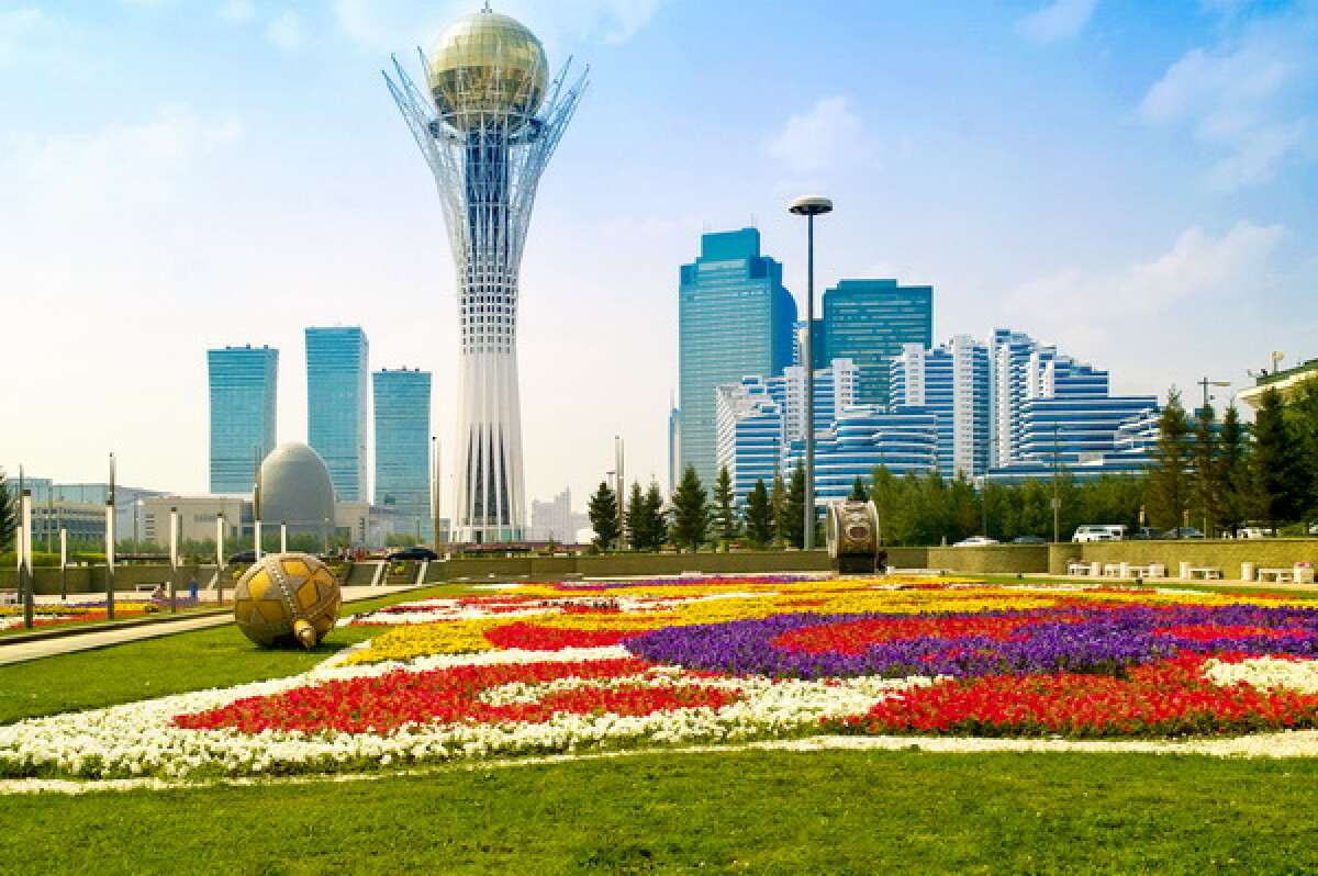 Astana is the first successfully implemented a strategic idea of our country - Nursultan Nazarbayev - e-history.kz