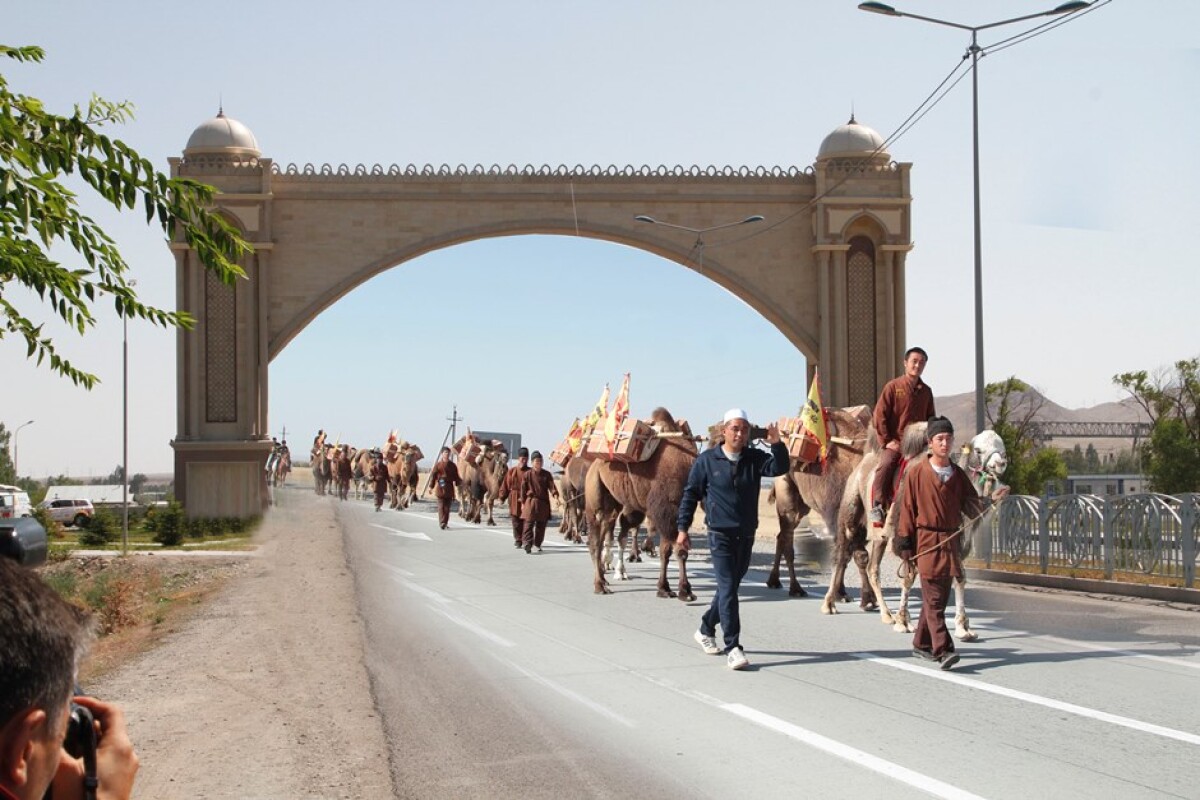 The caravan from Xian arrived in Taraz - e-history.kz